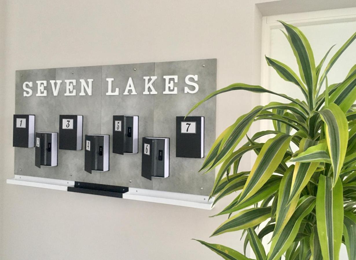 7 Lakes Aparthotel Burolo Bagian luar foto